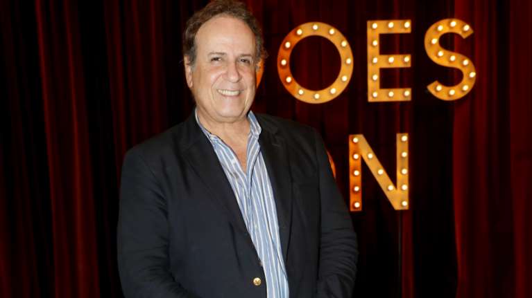 Χάρης Ρώμας: Ο &quot;Κωνσταντίνος Κατακουζηνός&quot; εύχεται στην Ελένη Ράντου για τη γιορτή της