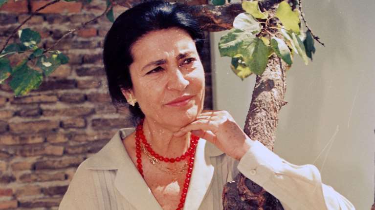 Ειρήνη Παπά: Στιγμιότυπα από τη ζωή της &quot;Καρυάτιδας&quot; που κατέκτησε την Ελλάδα και τον κόσμο