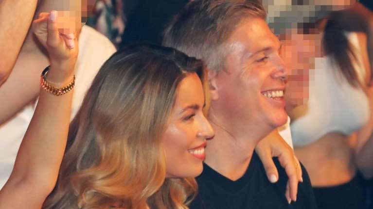 Ερωτευμένοι στα μπουζούκια ο Λέων Πατίτσας και η εντυπωσιακή Μαριέττα Χρουσαλά: Οι τρυφερές στιγμές τους