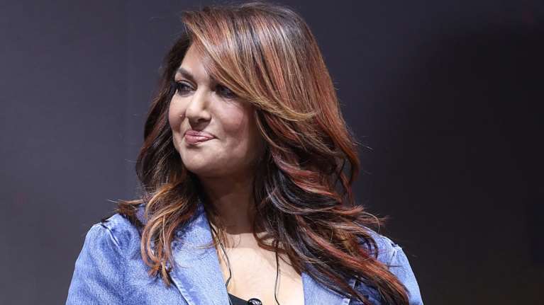 Καίτη Γαρμπή: Η μητρότητα είναι τίτλος τιμής και ο σημαντικότερος ρόλος της ζωής μου