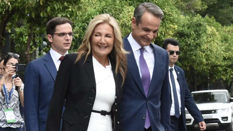 Η Μαρέβα Μητσοτάκη σε μουσείο στη Νέα Υόρκη με τον γιο της Κωνσταντίνο - Η ξεχωριστή ανάρτησή της