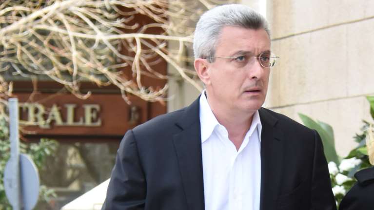 Νίκος Χατζηνικολάου: Aγωνία για τον γιο του με την Κατρίτση που ζει στο Λονδίνο - &quot;H τελευταία συνάντηση με τον Πάνο μου&quot; [Εικόνα]