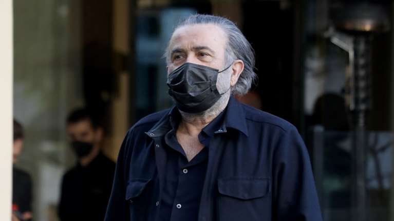 Θετικός στον κορονοϊό ο Λάκης Λαζόπουλος - Το μήνυμά του