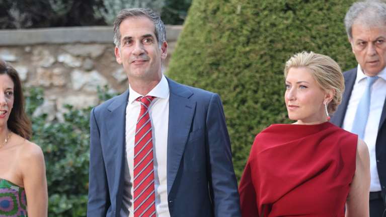 Σία Κοσιώνη - Κώστας Μπακογιάννης: Η μοντέρνα και λευκή κουζίνα του σπιτιού τους