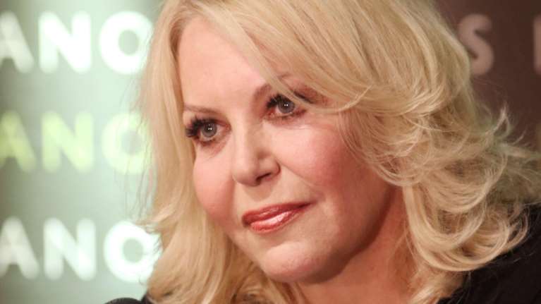 Στο πλευρό της Παπαχαραλάμπους η Διγενή: Τη σεβόμαστε κι αυτό δεν αλλάζει με μια χυδαία &quot;πληροφορία&quot;