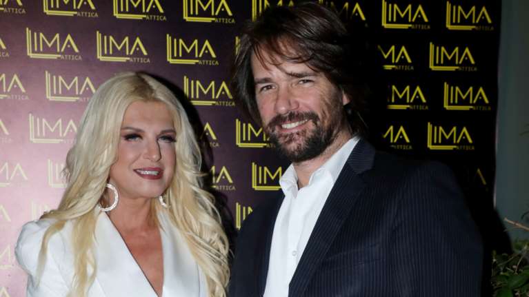 Μαρίνα Πατούλη - Βλάσσης Χολέβας: Το πάρτι έκπληξη και η απάντηση στις φήμες που τους θέλουν ζευγάρι [βίντεο]