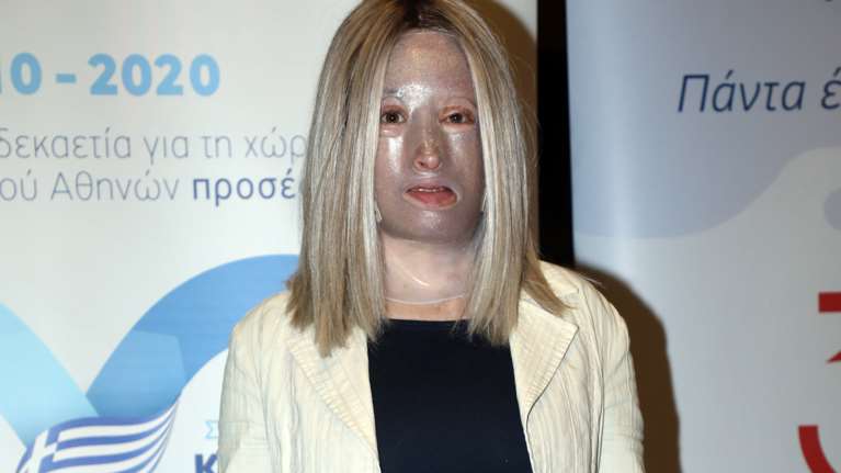 Ιωάννα Παλιοσπύρου: Η κίνηση - φόρος τιμής για την αδικοχαμένη Καρολάιν