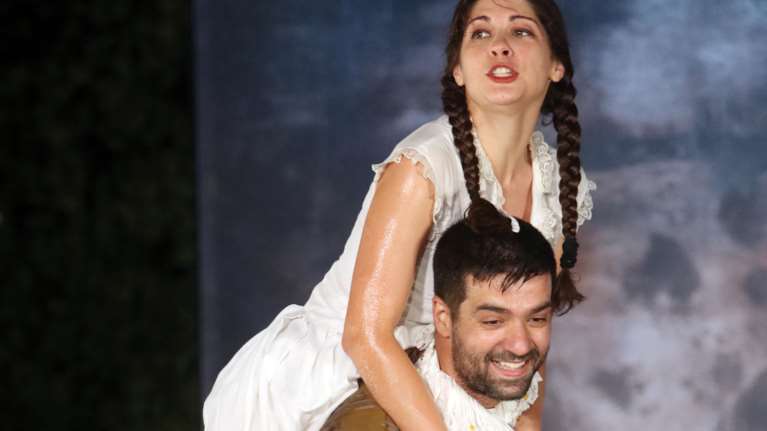 &quot;Με την Ηρώ Μπέζου είμαστε οχτώ χρόνια μαζί&quot; - Η γνωριμία με τον Γιάννη Μπέζο [βίντεο]