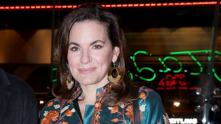 Όλγα Κεφαλογιάννη: Με look γκέισας στο θέατρο - Το απίθανο κιμονό που συνδύασε με τζιν παντελόνι