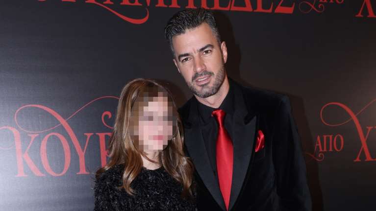 Εύα Τσιμιτσέλη: Ποζάρει με ροζ κορμάκι στην αγκαλιά του πατέρα της - Μια κούκλα με υπέροχα σκιστά μάτια