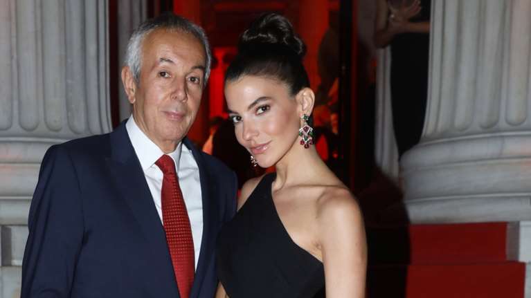 Δήμητρα Μέρμηγκα Κούστα: Με στιλάτο boho φόρεμα και αποκαλυπτικό party dress στο πάρτι Κριθαριώτη - Τσάκου στο Μαρόκο