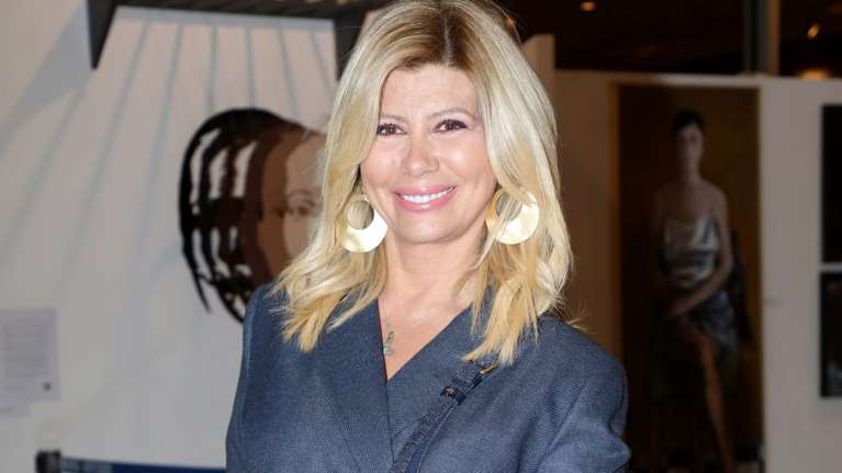 Ζήνα Κουτσελίνη: Έχω κάνει πλαστική επέμβαση στο στήθος μου, το έχω μειώσει