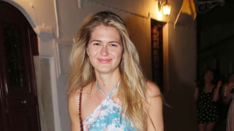 Σε εξωτικό προορισμό η Αμαλία Κωστοπούλου: Με τον Τζέικ Μέντγουελ σε πολυτελές bungalow - Τον αποκαλεί "σύζυγο"