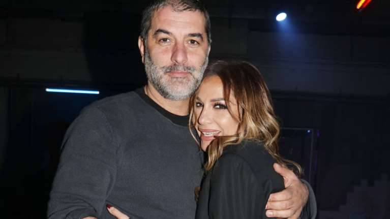 Βανδή - Μπισμπίκης: Ρομαντική έξοδος και... φεγγαράδα - Οι τρυφερές κοινές αναρτήσεις [εικόνες]