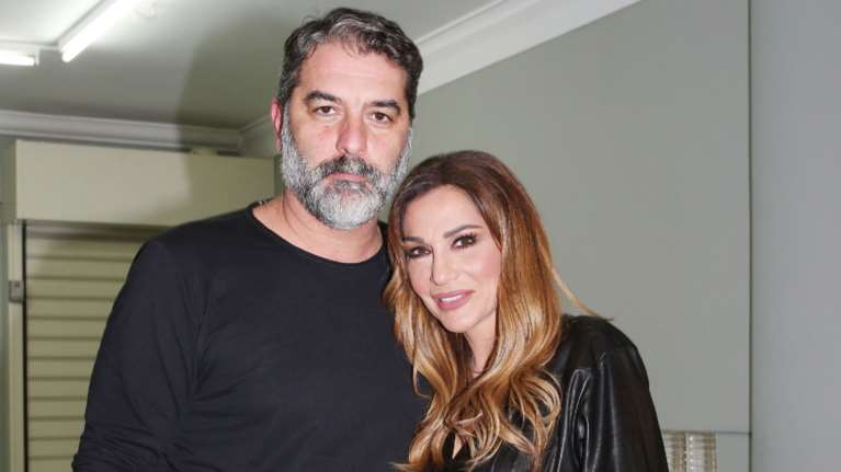 Δέσποινα Βανδή - Βασίλης Μπισμπίκης: Ζευγάρι και στη σκηνή; Τι ετοιμάζουν οι δυο ερωτευμένοι