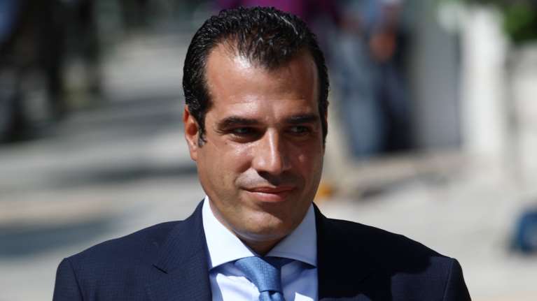 Μήνυμα Πλεύρη σε ανεμβολίαστους υγειονομικούς: O νόμος εφαρμόζεται - Τα νοσοκομεία θα λειτουργήσουν