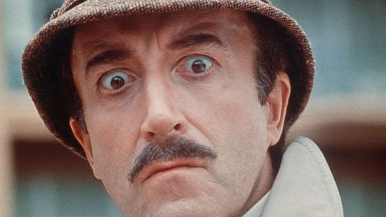 Πίτερ Σέλερς: Ο θρυλικός κωμικός, οι δαίμονες, το ποτό, τα ναρκωτικά και ο ανεκπλήρωτος έρωτας με τη Σοφία Λόρεν