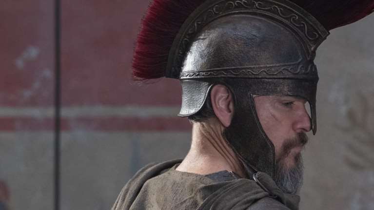 &quot;Οδύσσεια&quot; του Κρίστοφερ Νόλαν: Αντιδράσεις για την περικεφαλαία του &quot;Οδυσσέα&quot;, Ματ Ντέιμον - &quot;Είναι ιστορικά ανακριβής&quot;