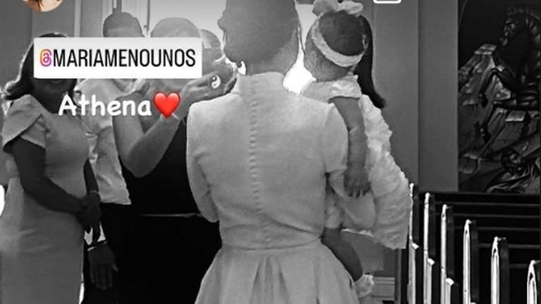 Μαμά και κόρη με Celia Kritharioti: Το balloon βαφτιστικό της Αθηνάς και το φόρεμα της Μενούνος που έμοιαζε με νυφικό