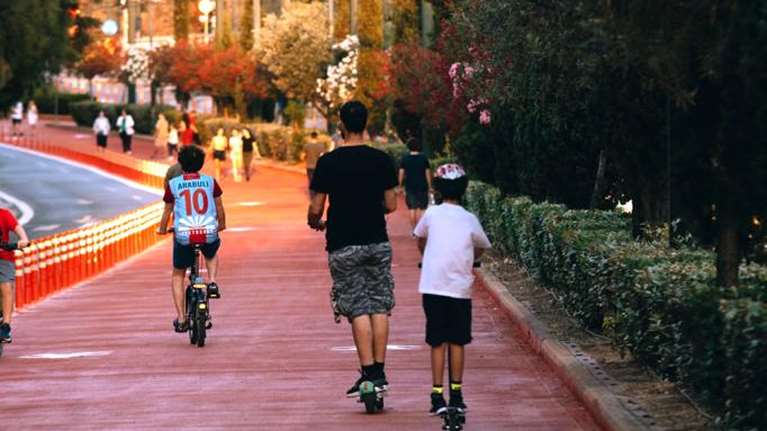 Μεγάλος Περίπατος της Αθήνας: Πρεμιέρα με βόλτα στη νέα λεωφόρο Βασ. Όλγας - Τι αλλάζει από σήμερα [Εικόνες]