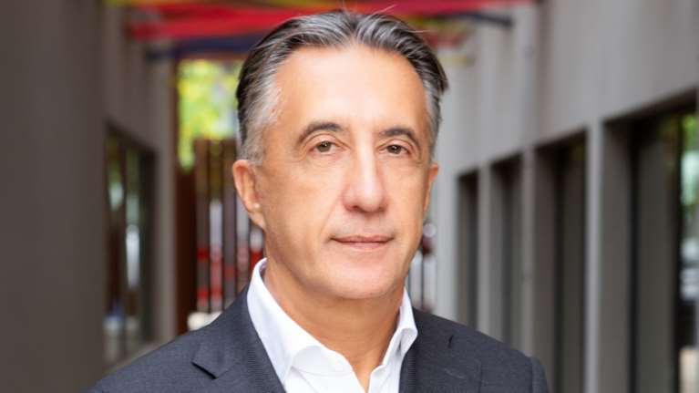 Κρίστιαν Χατζηµηνάς: Μιλά για τις επενδύσεις σε καινοτόµα προϊόντα αµυντικής βιοµηχανίας, τις εξαγορές και τη στόχευση στην έρευνα