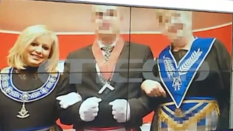 Γλυκά Νερά: &quot;Παρουσιάστηκε ως γυναικολόγος&quot;: Τι αποκαλύπτει ο Διδάσκαλος της Μεγάλης Στοάς για την &quot;ψυχολόγο&quot; της Καρολάιν