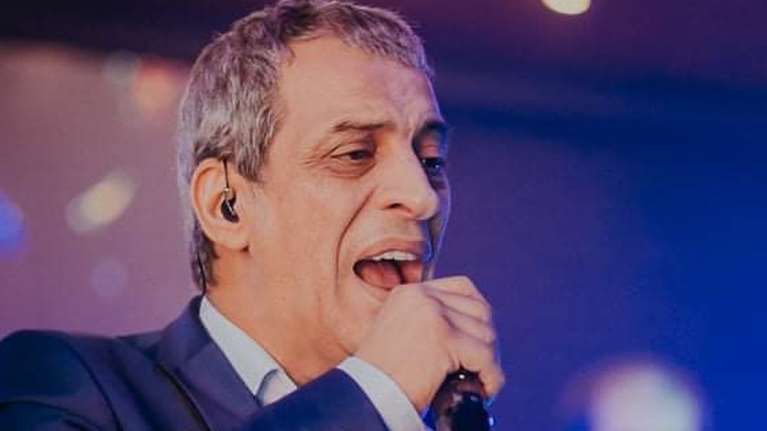 Θέμης Αδαμαντίδης: Ο &quot;λαϊκός βάρδος του έρωτα&quot; που μπαινοβγαίνει στα κρατητήρια - Το πάθος με τον τζόγο και οι καταγγελίες