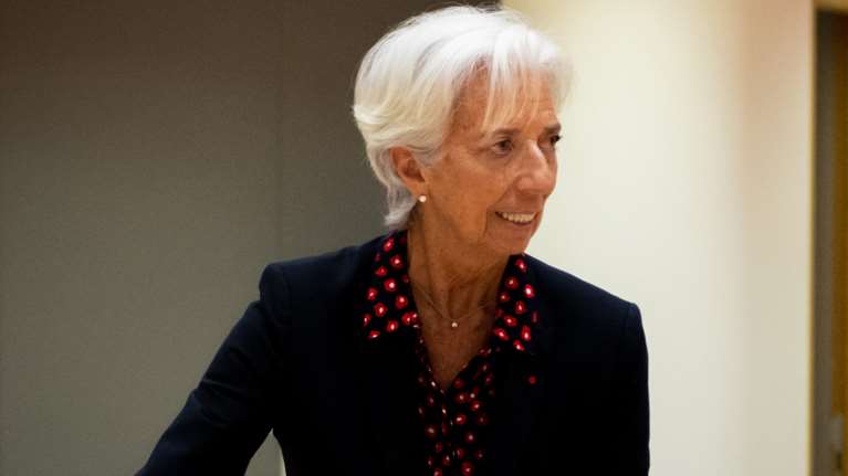 Αμετάβλητα άφησε η ΕΚΤ τα επιτόκια - &quot;Σφίγγα&quot; η Λαγκάρντ για νέα μείωση τον Σεπτέμβριο