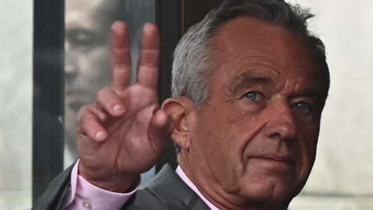 Κένεντι Τζούνιορ: Ο Αμερικανός υπ. Υγείας επιτέθηκε στα μεγάλα ιατρικά περιοδικά - &quot;Είναι όλα διεφθαρμένα&quot;