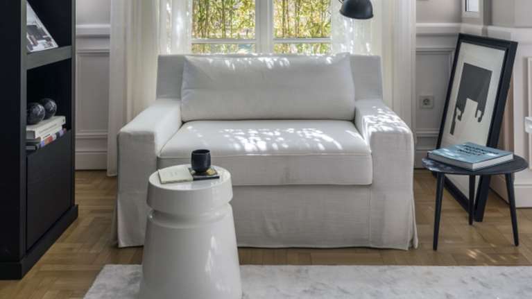 Καταπληκτικό: To διαμέρισμα στην Αθήνα που καταργεί τα όρια ανάμεσα στον προσωπικό χώρο και τον χώρο εργασίας