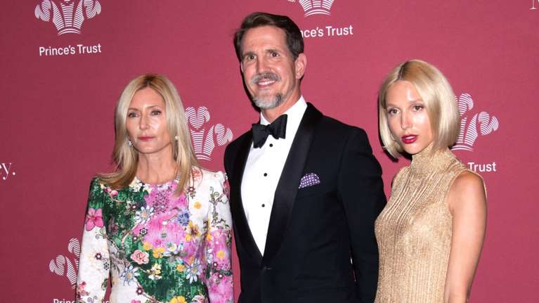 Μαρία Ολυμπία: Κάνει σκι ακόμα και στο Ντουμπάι μαζί με τον πατέρα και τον θείο της