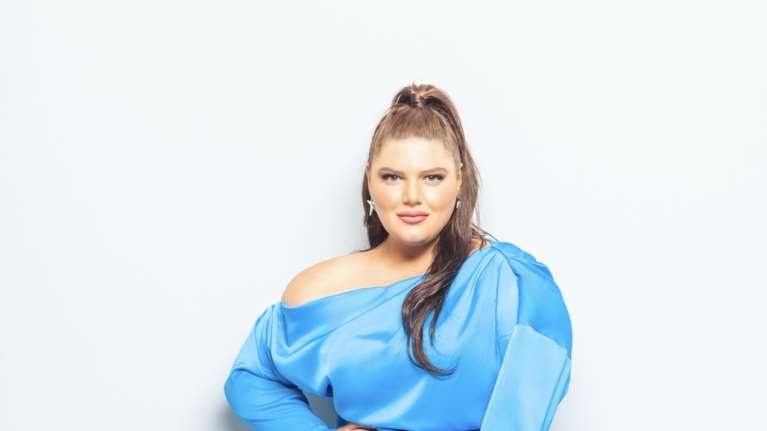 Το MEGA ανακοίνωσε επίσημα τη συνέχεια της συνεργασίας με τη Δανάη Μπάρκα