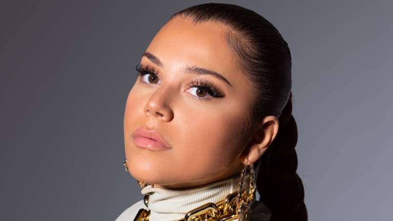 ΙRENE: Η Αθηναία τραγουδίστρια που λατρεύει την κλασική soul των 00's - Το νέο της τραγούδι