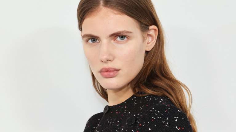 Έτσι θα αποκτήσεις πιο έντονα φρύδια για βλέμμα που μαγνητίζει