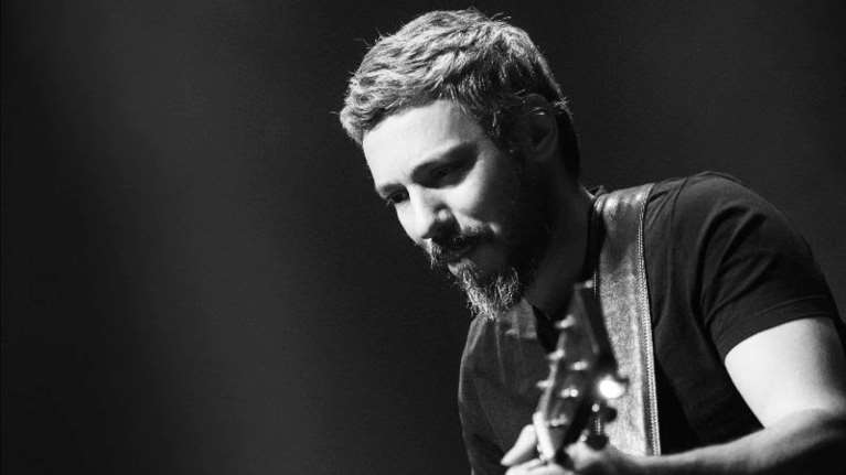 Αλκίνοος Ιωαννίδης: "Εκτός τόπου και χρόνου - Μαζί ξανά" - Οι σταθμοί της καλοκαιρινής περιοδείας του