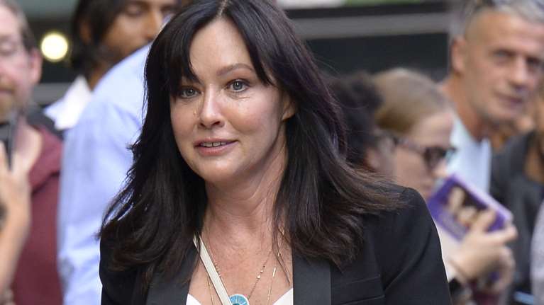 Συγκλονίζει η Σάνεν Ντόχερτι για τη μάχη με τον καρκίνο: "Δεν θέλω να πεθάνω - Δεν έχω τελειώσει με τη ζωή"