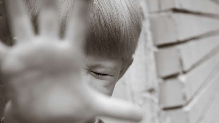 Τροιζηνία: Στο νοσοκομείο 13χρονος μετά από bullying - Συγκλονίζει η μητέρα του: &quot;Τα χέρια του έτρεμαν&quot;