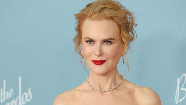 Καλλίγραμμη και λαμπερή σαν τη θεία της: H ανιψιά της Νικόλ Κίντμαν είναι 25 ετών και μοιάζει στη διάσημη θεία της