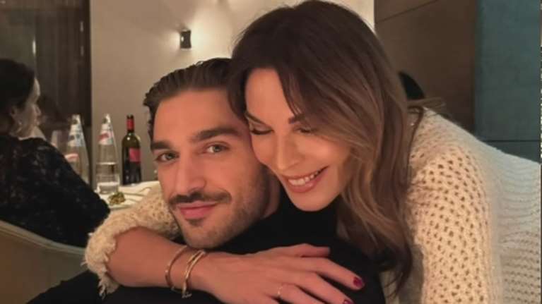 Τατιάνα Στεφανίδου - Nίκος Ευαγγελάτος: Απόδραση στο γιορτινό Λονδίνο όπου ζει και εργάζεται ο γιος τους Νικόλας