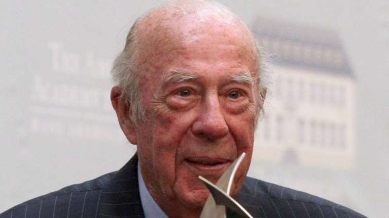 ΗΠΑ: Πέθανε σε ηλικία 100 ετών ο Τζορτζ Σουλτς, πρώην υπουργός Εξωτερικών του Ρίγκαν