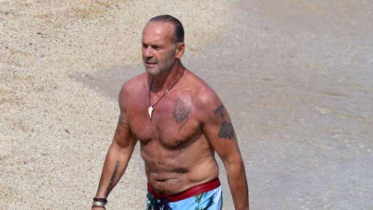 Ο Πέτρος Κωστόπουλος στη Μύκονο - "Ένα καλοκαίρι που είχε όλα όσα πρέπει"