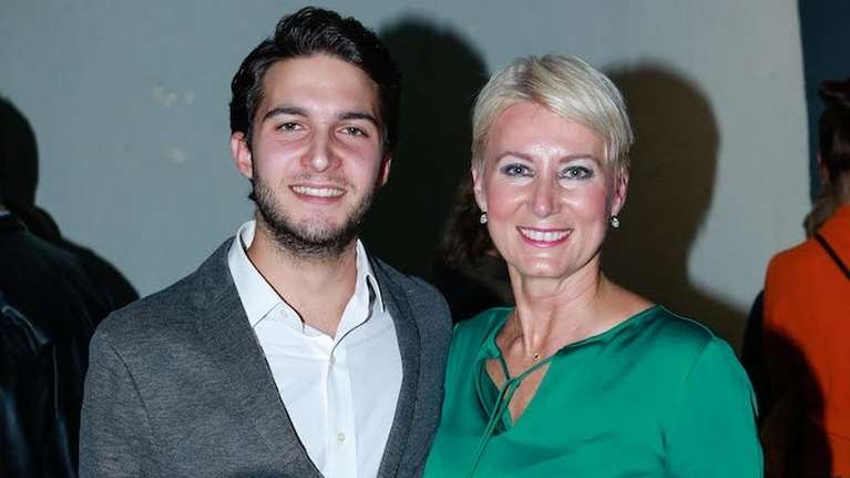 Αλέξανδρος Καραμανλής: Πρωταγωνιστής στο θέατρο ο γιος του Κώστα Καραμανλή και της Νατάσας Παζαΐτη