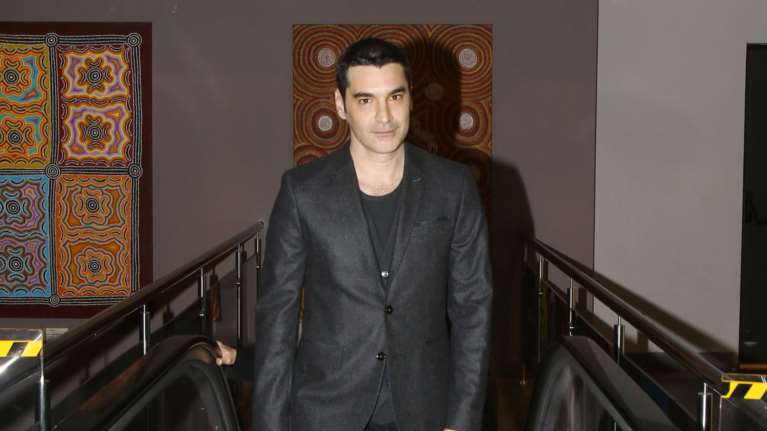 Χριστόφορος Παπακαλιάτης: 10 ημέρες καραντίνας σε ένα βίντεο - Πώς περνά την καθημερινότητά του