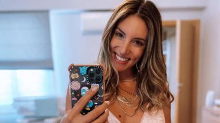 Αθηνά Οικονομάκου: Το εντυπωσιακό σπίτι της στην Κηφισιά - Minimal και μοντέρνο με ένα τεράστιο δωμάτιο-ντουλάπα [εικόνες]