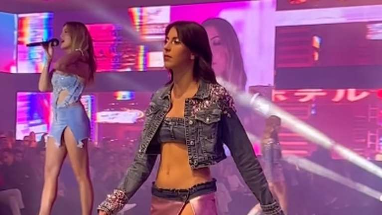 Ντεμήλια Καμπουρίδη: Η πανύψηλη κόρη της Μαρίνας Βερνίκου με glam girly look στην πασαρέλα