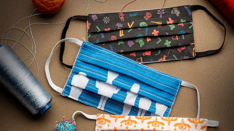 Κορονοϊός: Το Υπουργείο Πολιτισμού κυκλοφόρησε μάσκες εμπνευσμένες από την αρχαία Ελλάδα- Πόσο κοστίζουν [Εικόνες]