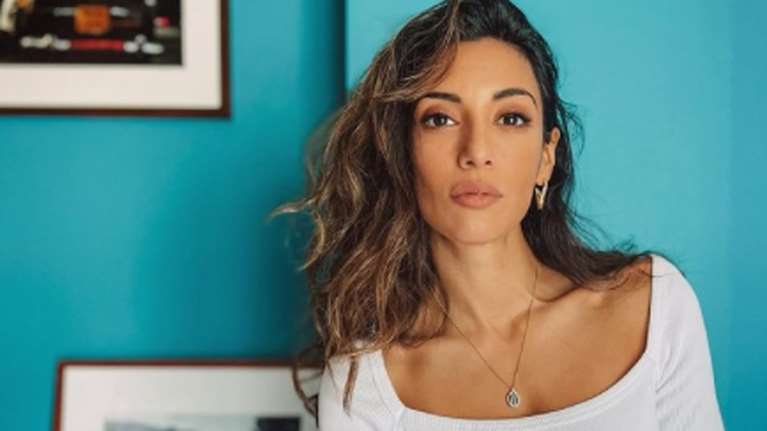 Μέσα στο σπίτι της Ευγενίας Σαμαρά: Με θέα τον Λυκαβηττό, βγαλμένο από τα &#39;70s - Υπέροχη αισθητική [εικόνες]