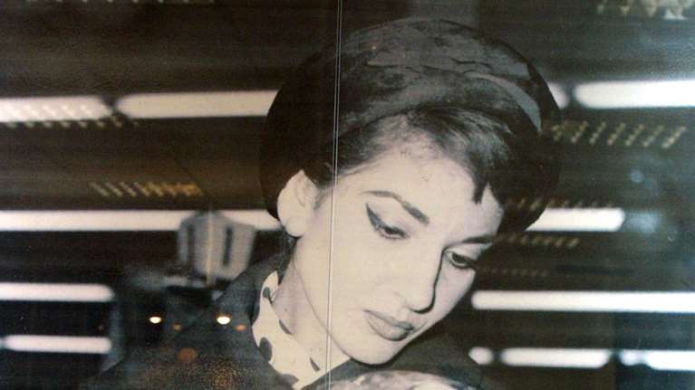 Σπάνιο κλικ: Μαρία Κάλλας &amp; Γκρέις Κέιλ κομψές στο Μονακό - Στη θαλαμηγό &quot;Χριστίνα&quot; του Ωνάση