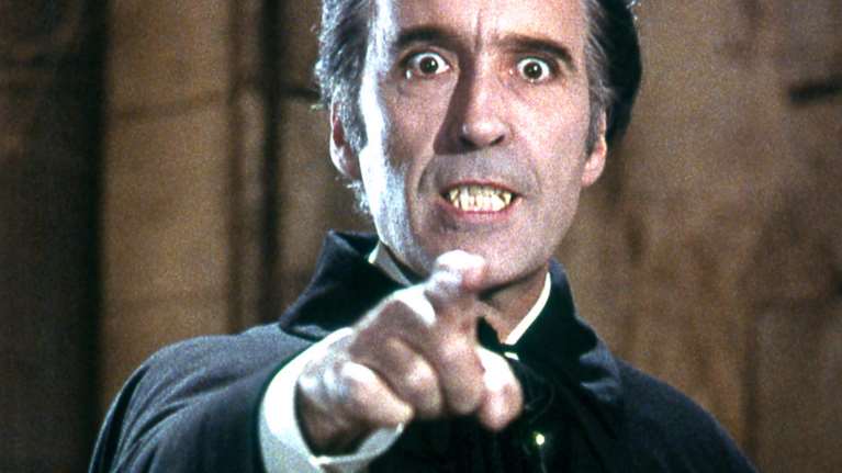 Βρετανία: Δημοπρατήθηκε κασελάκι με σύνεργα εξόντωσης... βρυκόλακα [εικόνες]