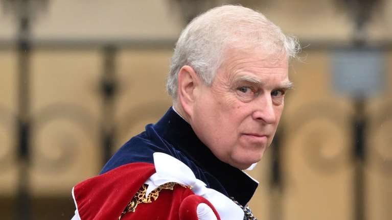 Το Άμπου Ντάμπι καλεί τον τέως πρίγκιπα Άντριου: Η πρόταση για εγκατάσταση σε βίλα αξίας 10 εκατ. λιρών